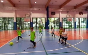 Turniej piłki nożnej klas 1-3 zorganizowany przez AP Oleśnica (4)