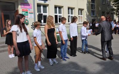Rozpoczęcie roku szkolnego klasy 4-8 (5)
